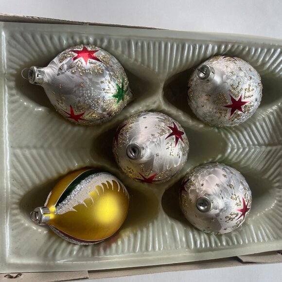 Vintage Hand Decorated Glass Tree Ornaments - Picture 5 of 5